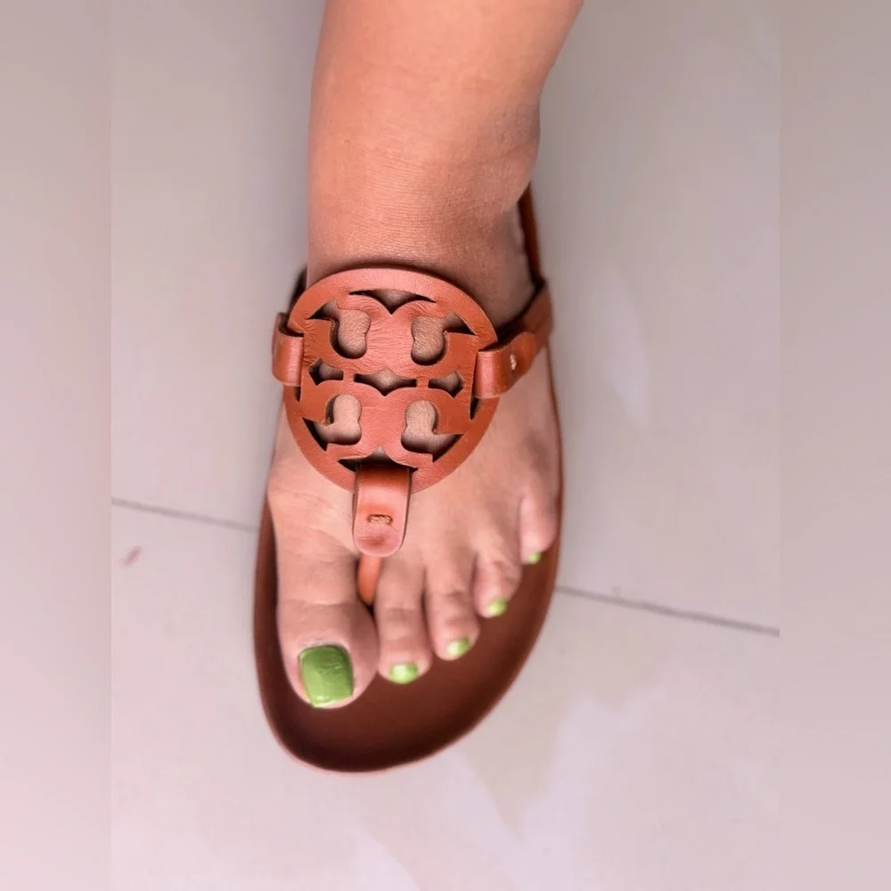 Tory Burch Tan Leather Sandals brown size 9